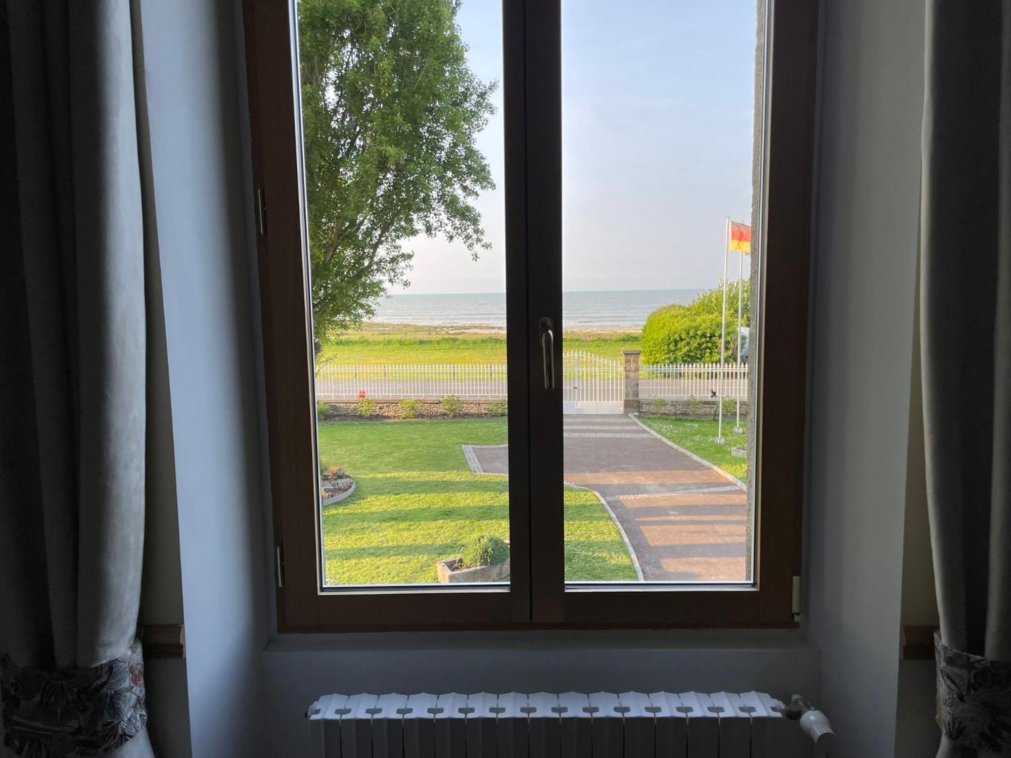La Salmoniere Hotel เลอ วิวิเยร์-ซูร์-แมร์ ภายนอก รูปภาพ